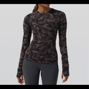 Lululemon | Runderful Camo Longsleeve | Size 8 EUC
